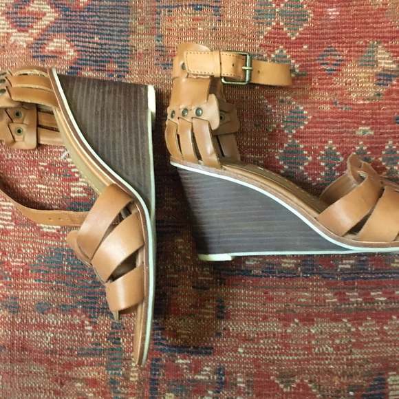 Great condition! Dolce Vida wedges, cognac - Picture 3 of 6